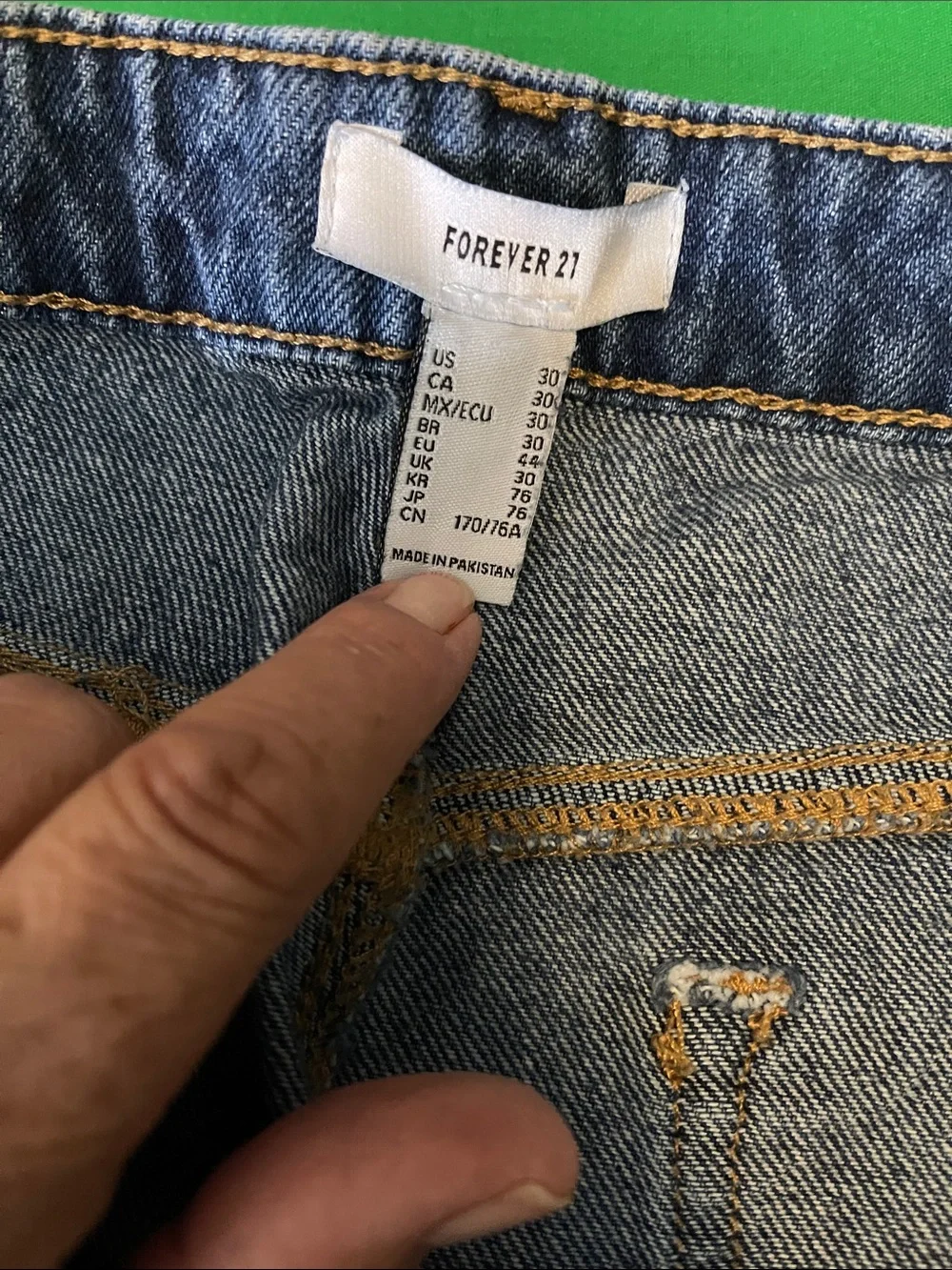 Forever 21 Black Wash Men’s Jeans
